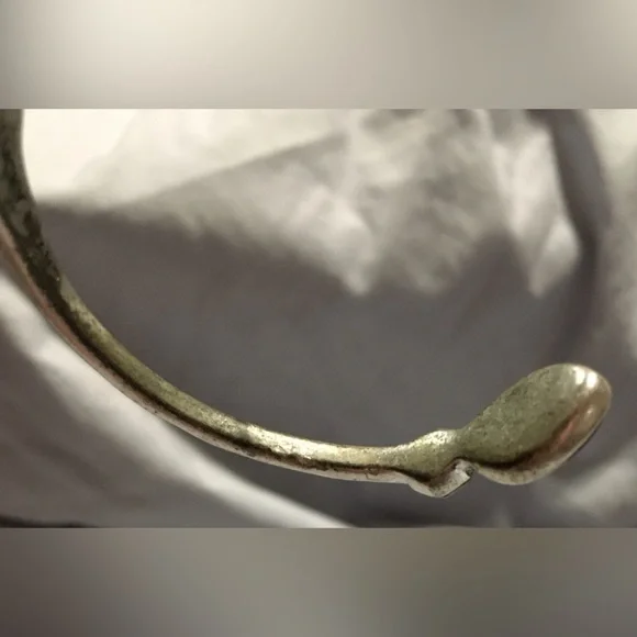 Lucky Brand Abalone Hinge Cuff Bracelet - preloved - Picture 7 of 11